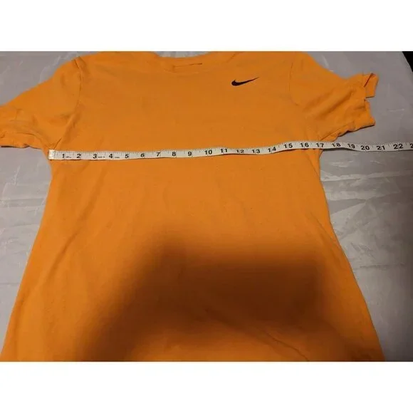 Nike Orange The Nike Tee Dri Fit Size Small - Picture 8 of 10